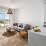 Small Oasis 2387